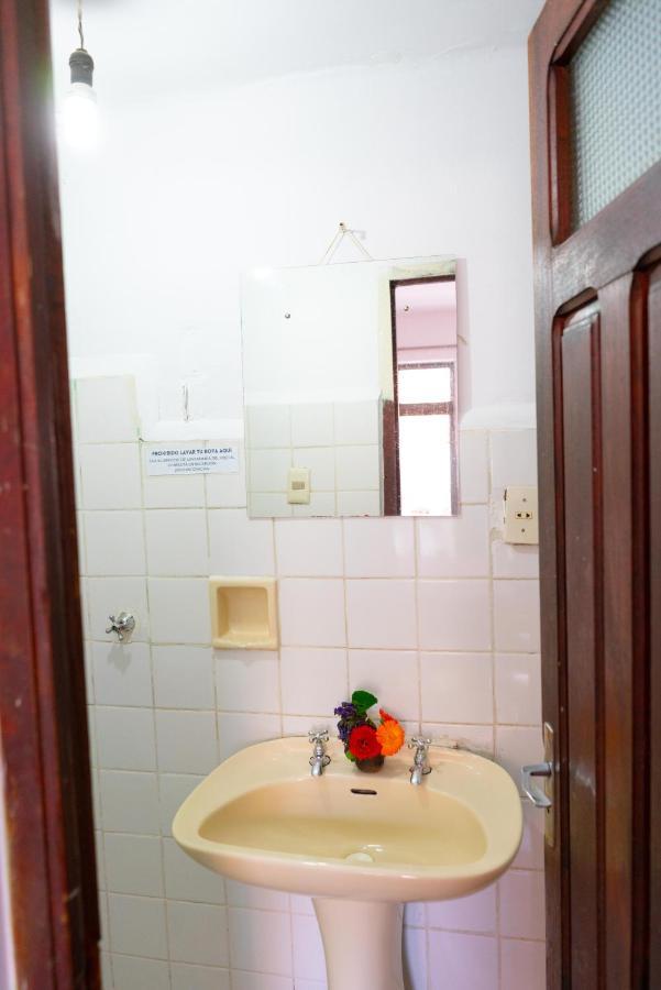 Hostal Zeballos Tarija Luaran gambar