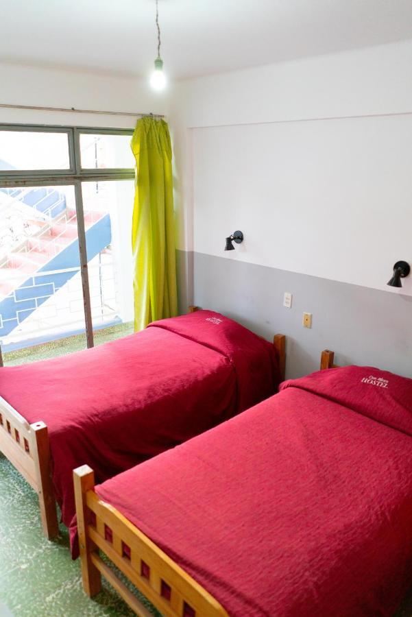 Hostal Zeballos Tarija Luaran gambar